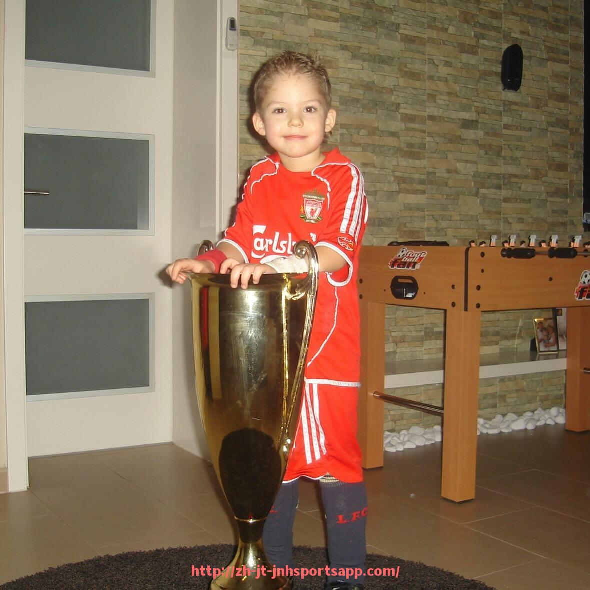 金年会app-曼城世俱杯对阵全解析：英超豪门在国际舞台的较量